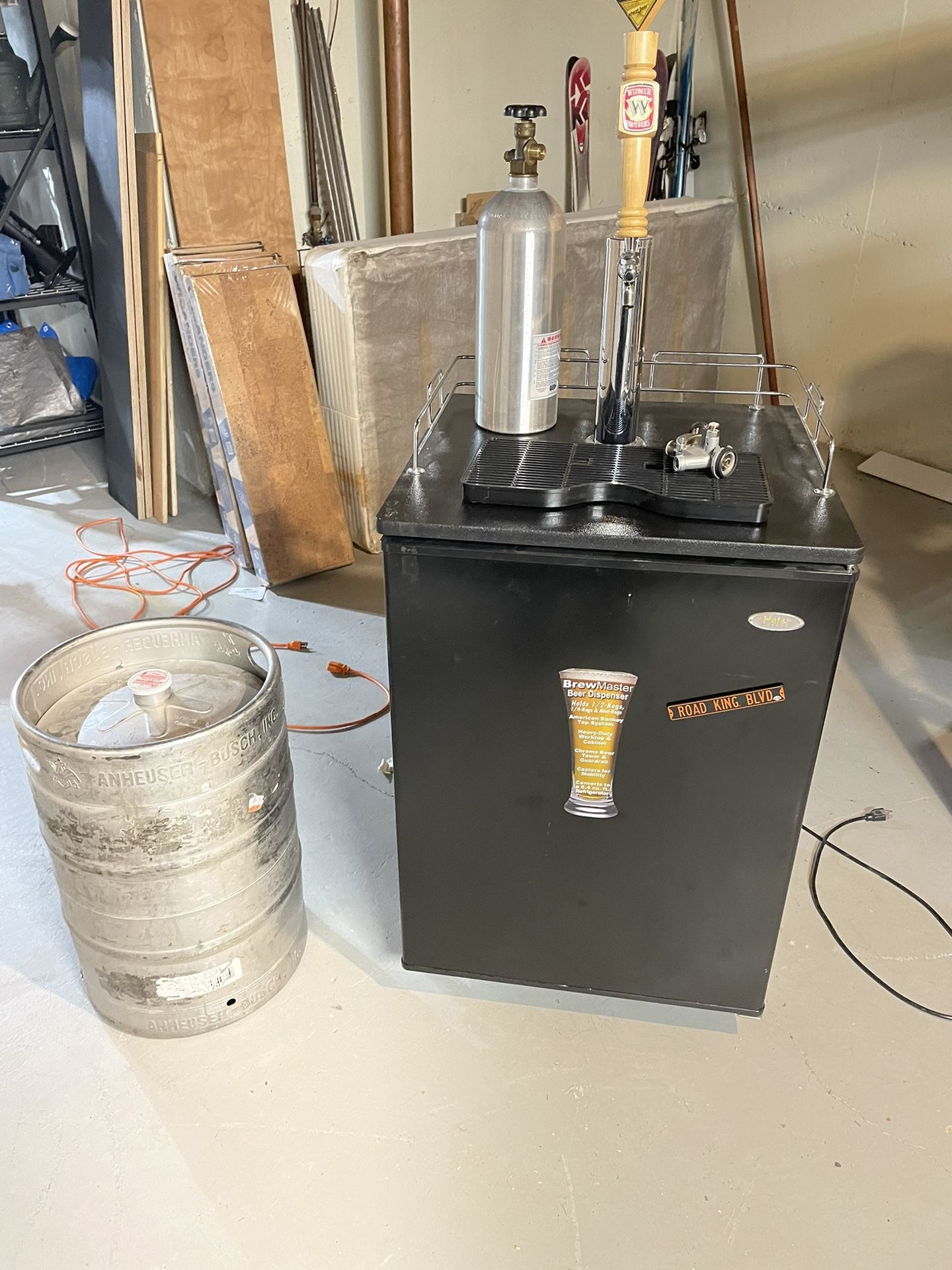 Haier Kegerator (full Size Keg) for Sale in Kenmore, WA OfferUp