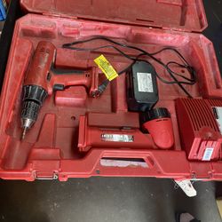 Milwaukee 14 V Drive/ Drill  &work Light 