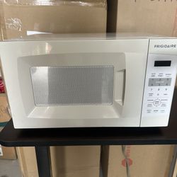 Frigidaire Microwave