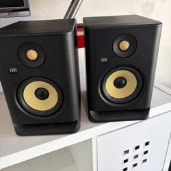 KRK ROKIT 5 STUDIO MONITOR SPEAKERS