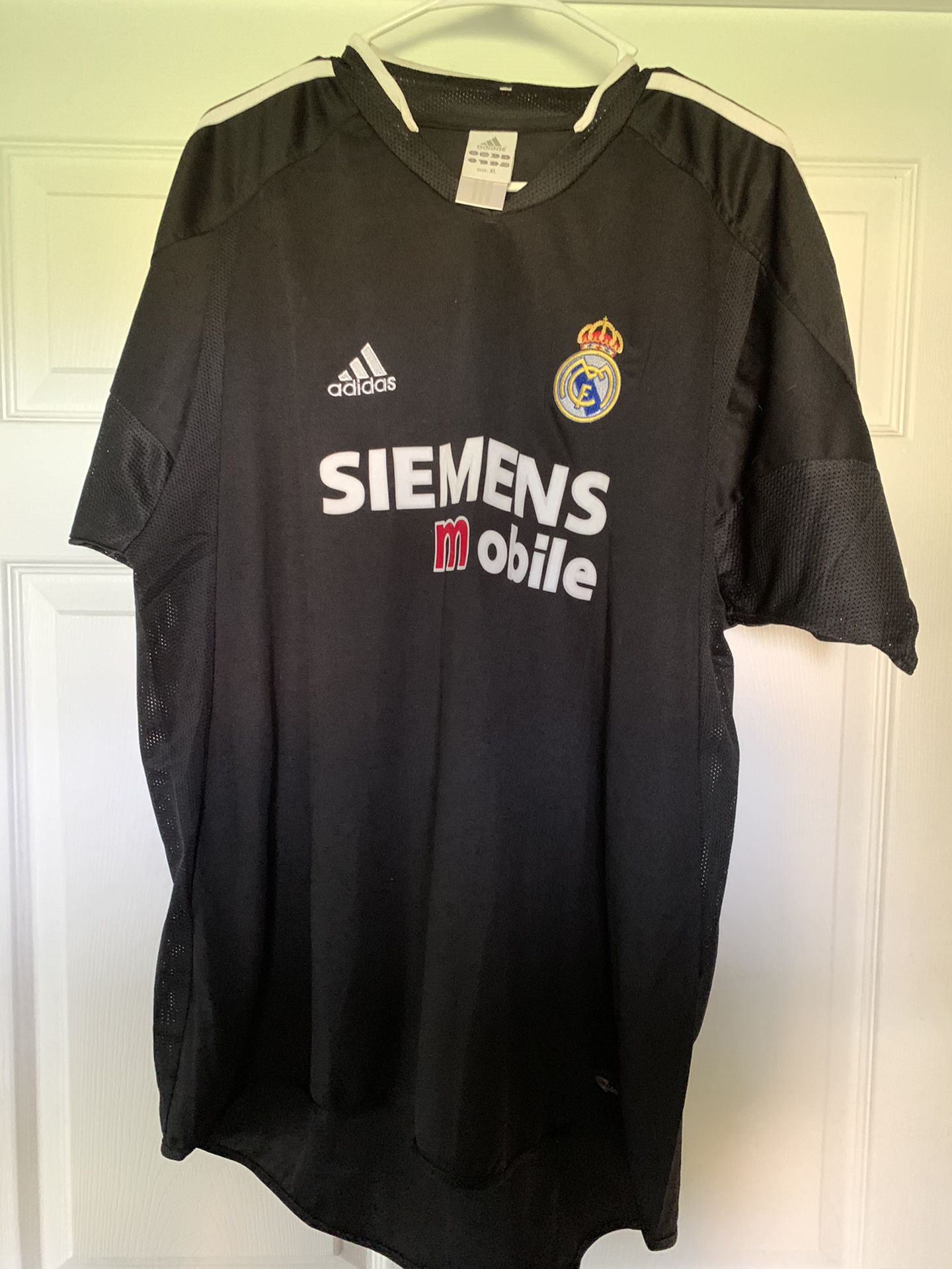 Real Madrid adidas shirt size XL