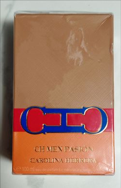Carolina Herrera Cologne