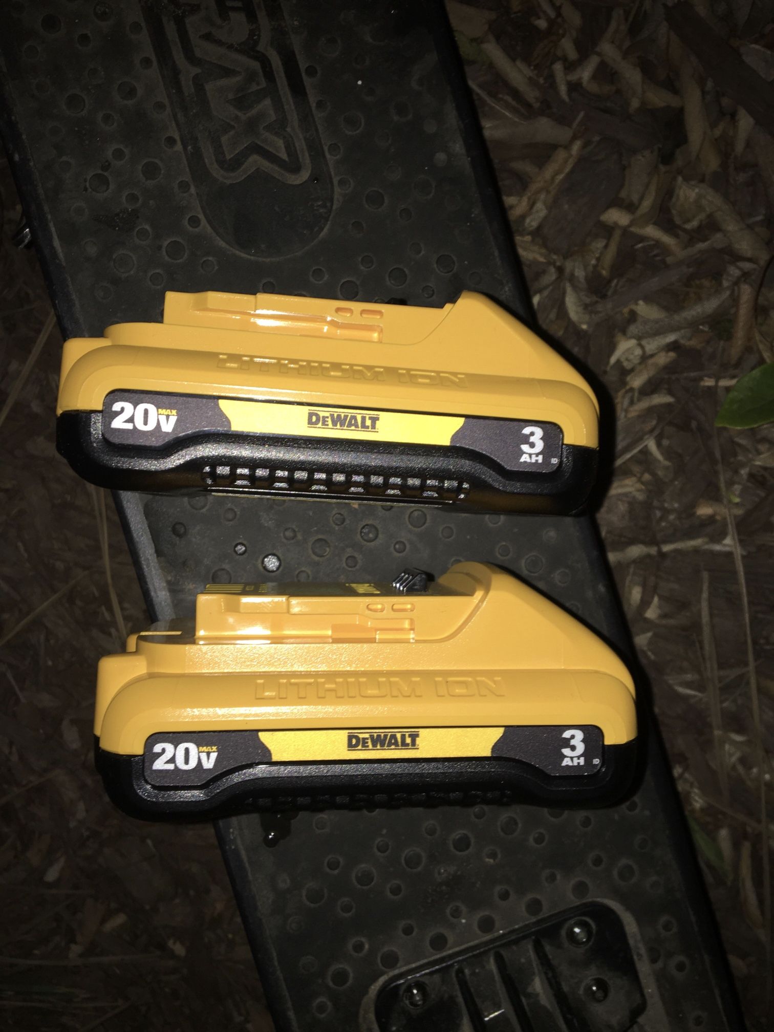 New Dewalt Batteries 3 Ah