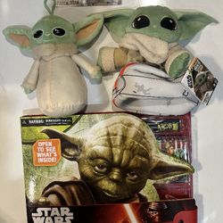 Star Wars 3pc Yoda and 2 Mandalorian Plushie Set