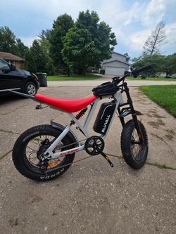 Bluvallr700