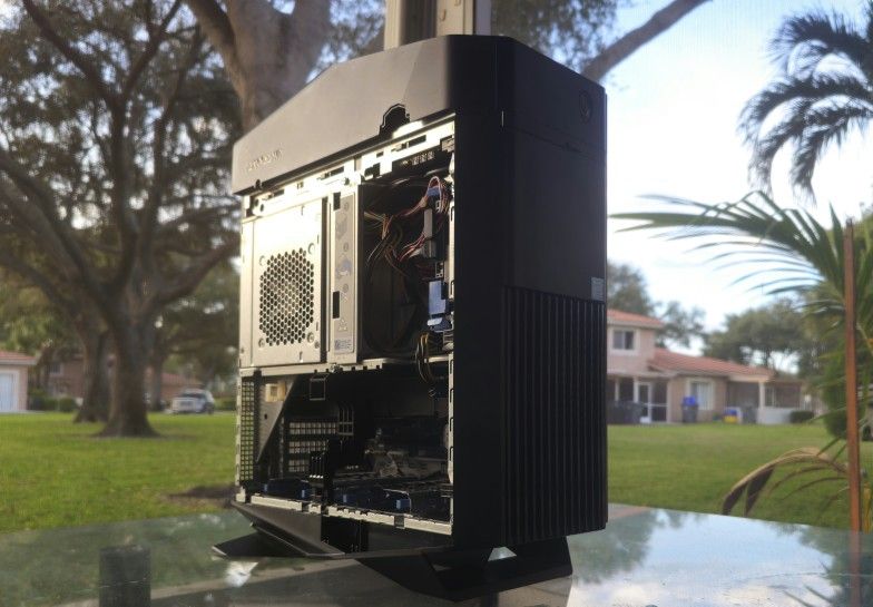 Alienware Aurora R6 Gaming PC | GTX 1080 + Intel i7-7700