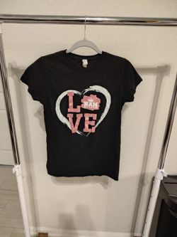 Black and pink shirt, "LOVE" NAM National American Miss
