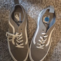 Vans Sentry Old Skool Olive Green  ultra cush mens size 10
Like new condition