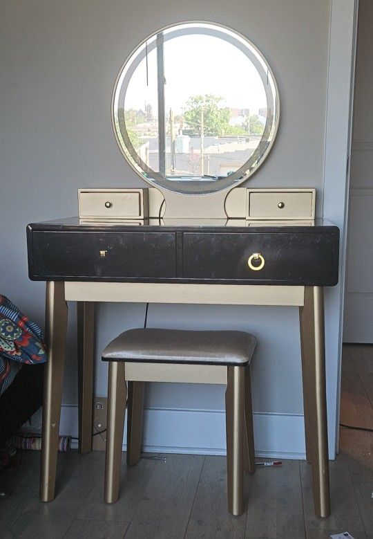 Black & Gold Vanity with Stool