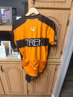 Trek road jersey & short