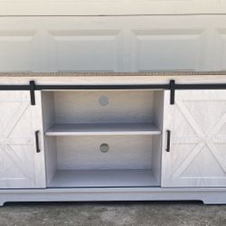 TV Stand/Media Console 