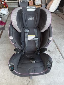 Evenflo child carseat