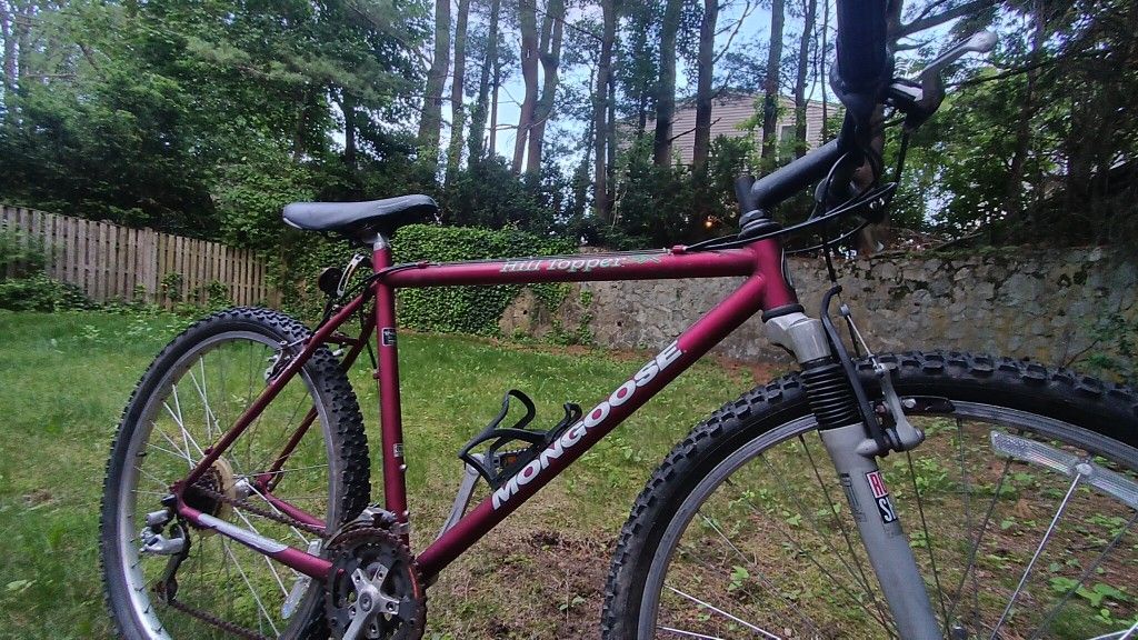 mongoose mountain bike hilltoper front Suspension$100