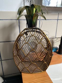 Pineapple Fan