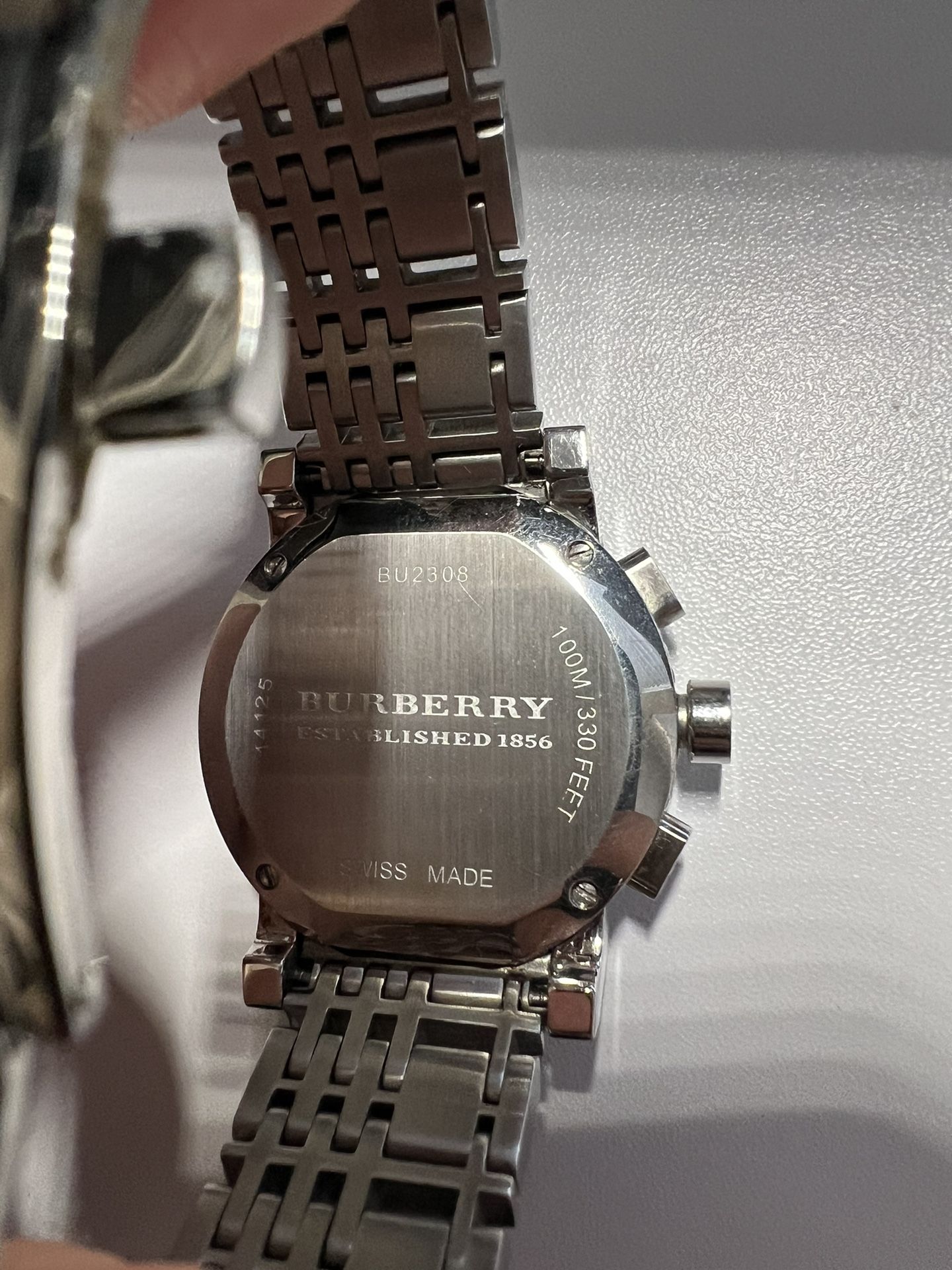 Burberry bu2308 2025