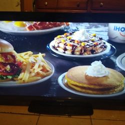 TV PHILIPS 40"  INCHES LCD TV 40PFL3706/F7 