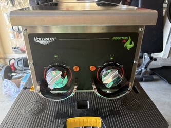 Vollrath 912HIMC Cayenne Dual Hob Heavy Duty Countertop Induction Cooker / Range.