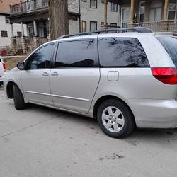 2005 Toyota Sienna