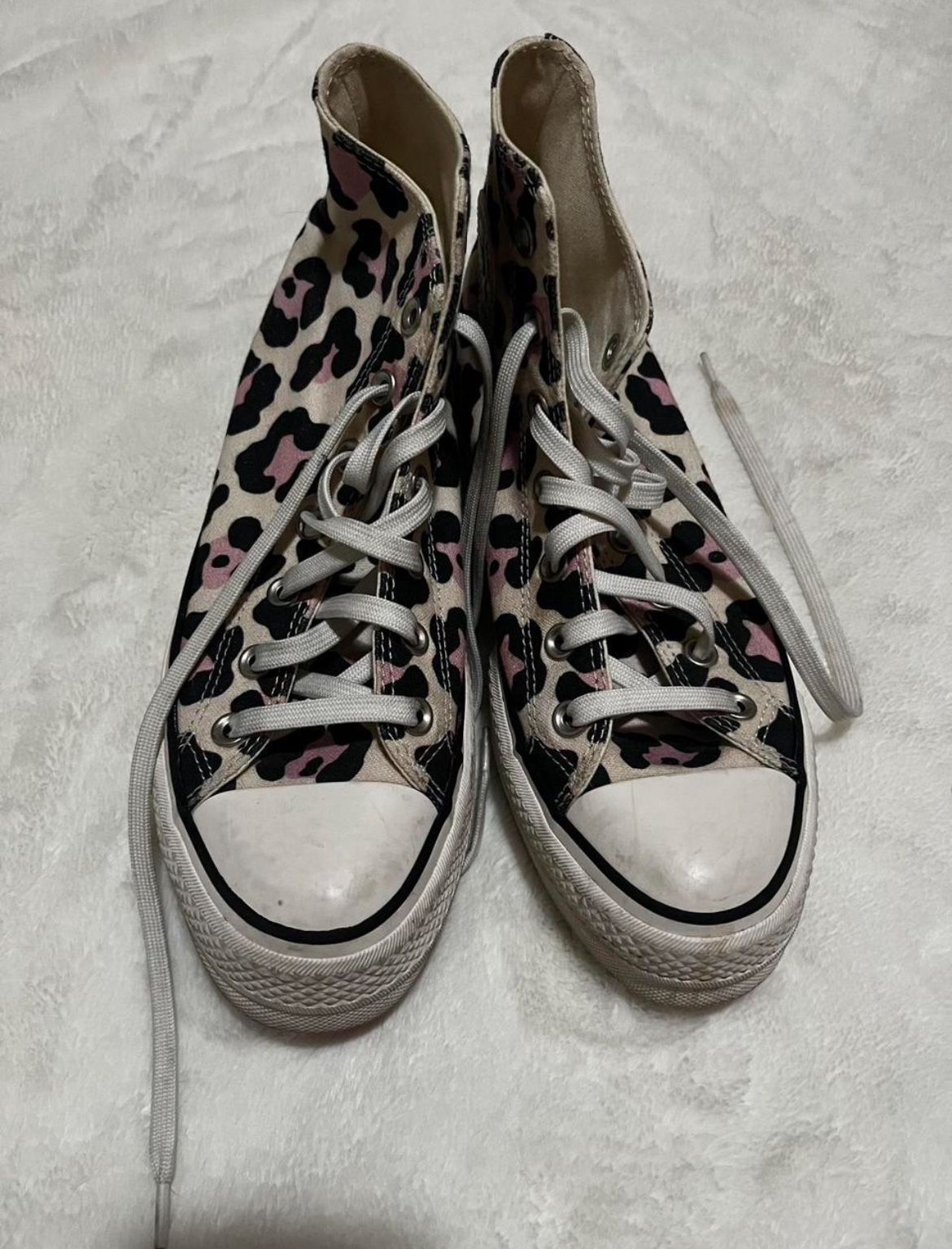 Converse