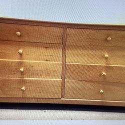 PRICE Reduced!!FS ITEM15. Maple Wood Dresser W/ 8 Drawers