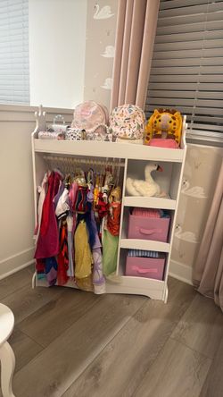 Kids dress up closet