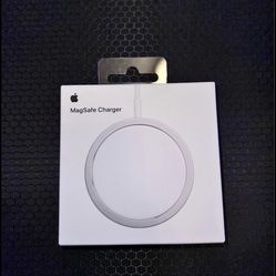Brand New Apple iPhone Wireless Charger MagSafe 