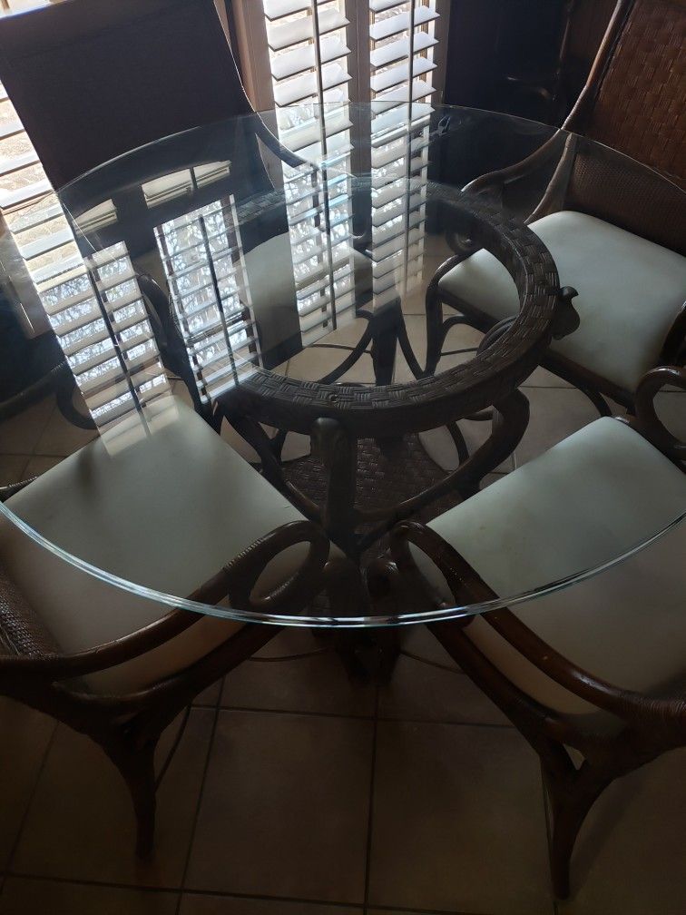 Wicker, Wood, Glass Dining Table w/4 Chairs