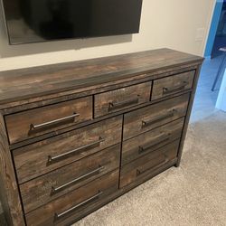 Hurricane Milton Furniture Sale *Please Read Ad