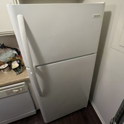 Frigidaire Refrigerator - Great Condition