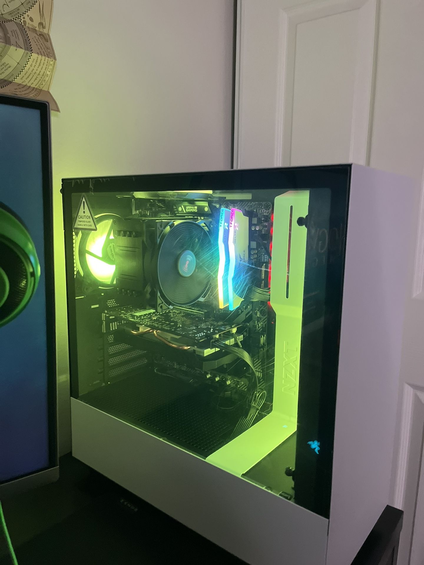 New Gaming Pc For Sale, White, LED LIGHTS, Ryzen 3,600, RX
