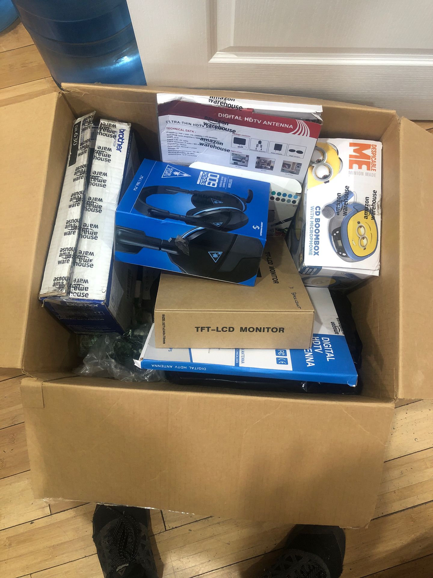 Device Return Box Amazon return box for Sale in Las Vegas, NV - OfferUp