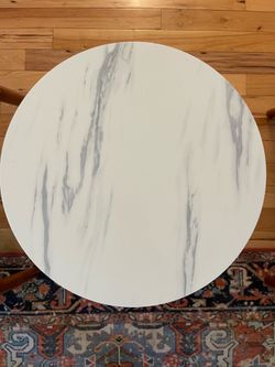 Round Side Table