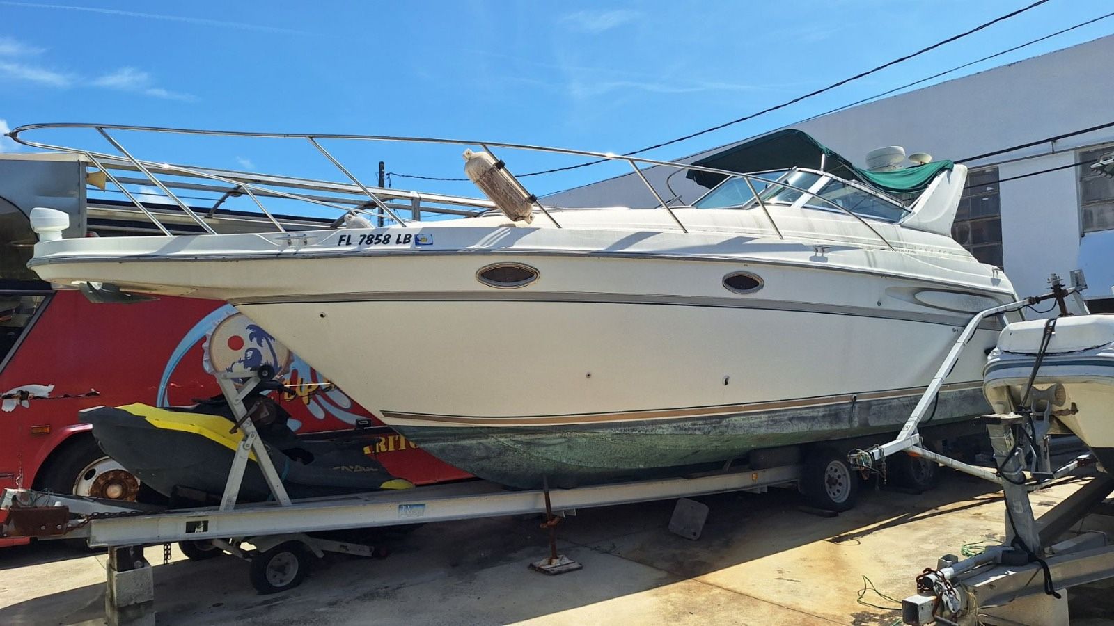 Boat junk