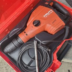 Hilti TE-700AVR Sds Max Demolition Hammer 