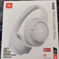 JBL Tune 770 Wireless Headphones 