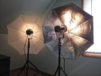 Interfit Colorflash 300i Studio Lighting Flash with Case