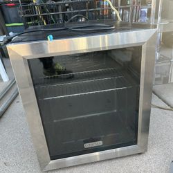 Mini Fridge 