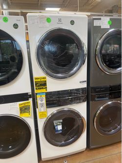 Electrolux washing machine and gas dryer set