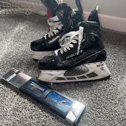 Bauer Supreme Senior Size 9 Hockey Skates Plus Steel