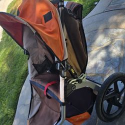 BOB-Revolution-SE-Jogging-Stroller-Orange 2013