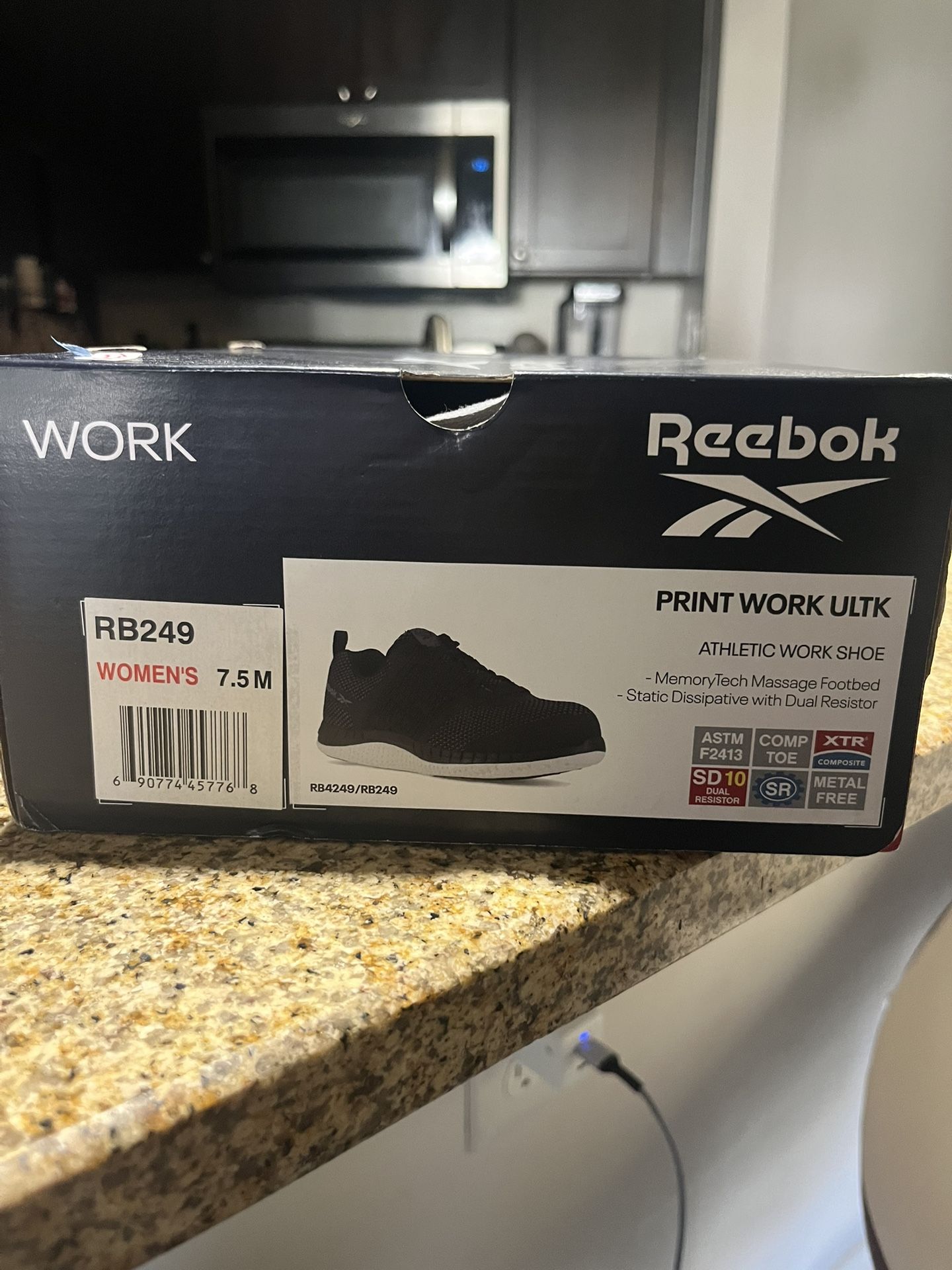 Brand New Reebok Print Work ULTK – Women’s Size 7.5