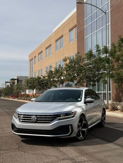 2020 Volkswagen Passat R-Line