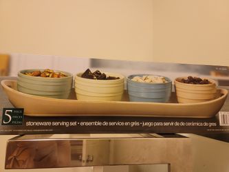 5 Piece Serving Bowl And Tray Set