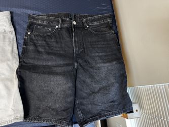 H&M Jean Shorts Size 33-34