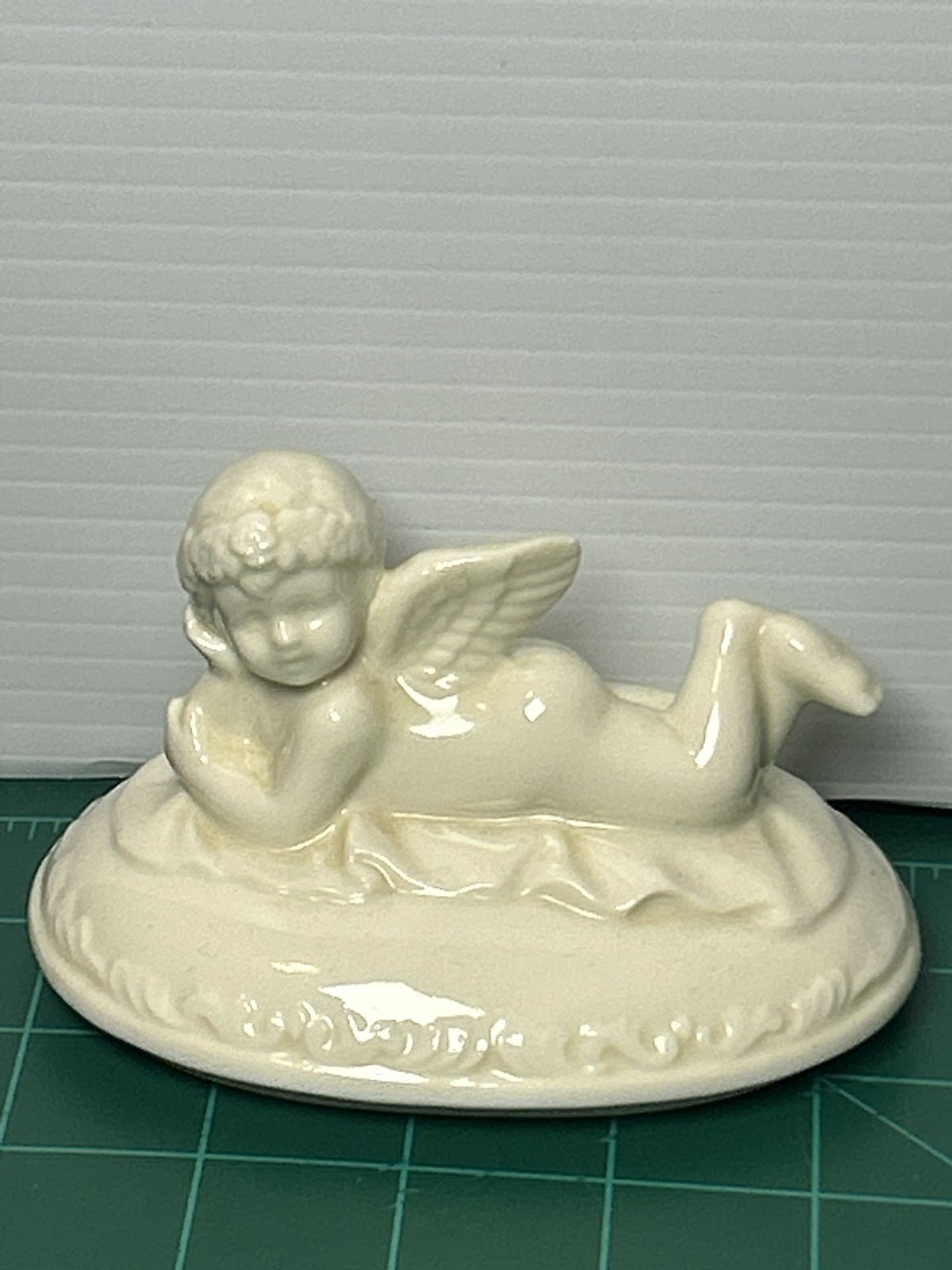 1900s Vintage Baby Angel Cherub Trinket Box Lid Porcelain Sculpture Collectible