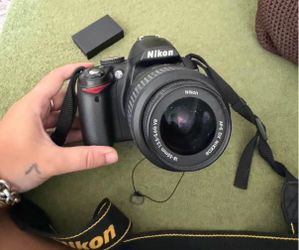 Nikon D3000 Camera
