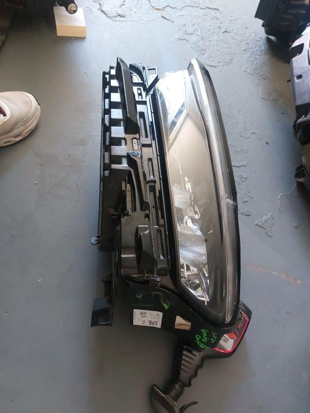 2024 JEEP GRAND CHEROKEE LEFT HEADLIGHT