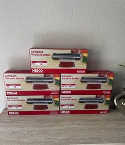 Brand New Compact Food Sealer With Storage Bags