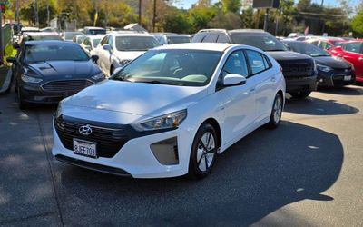 2019 Hyundai Ioniq Hybrid