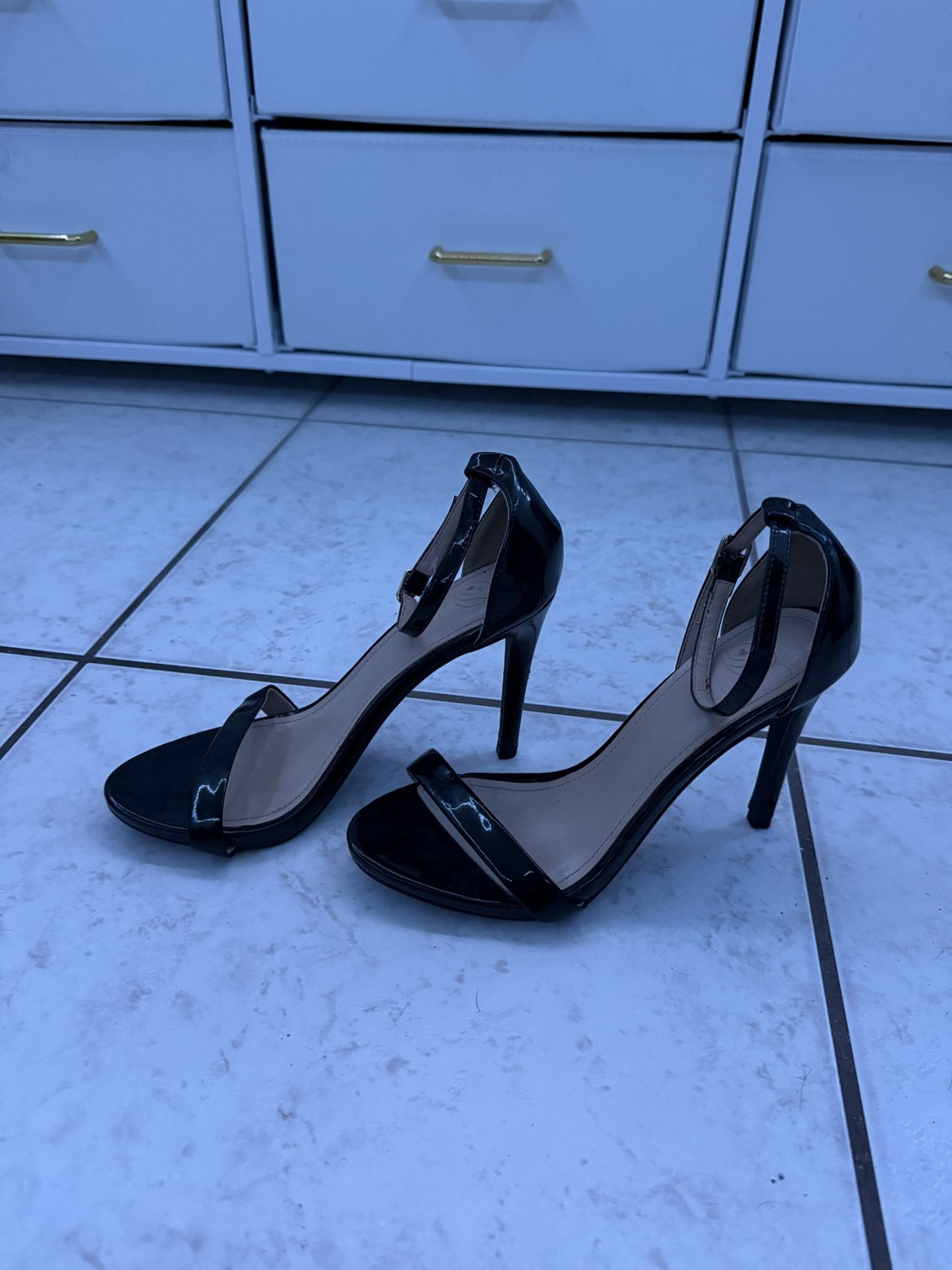 Black Heels Size 8